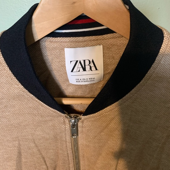 Bomber jacket - Picture 3 of 3